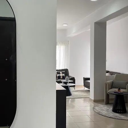 The Catherine Apartment Larnaca