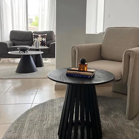 Apartment The Catherine Larnaka